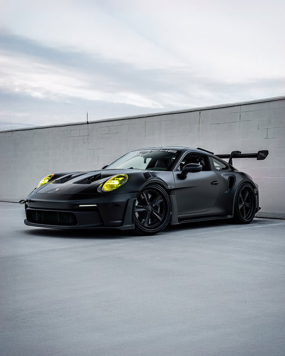 Elite Carsgasm tweet media