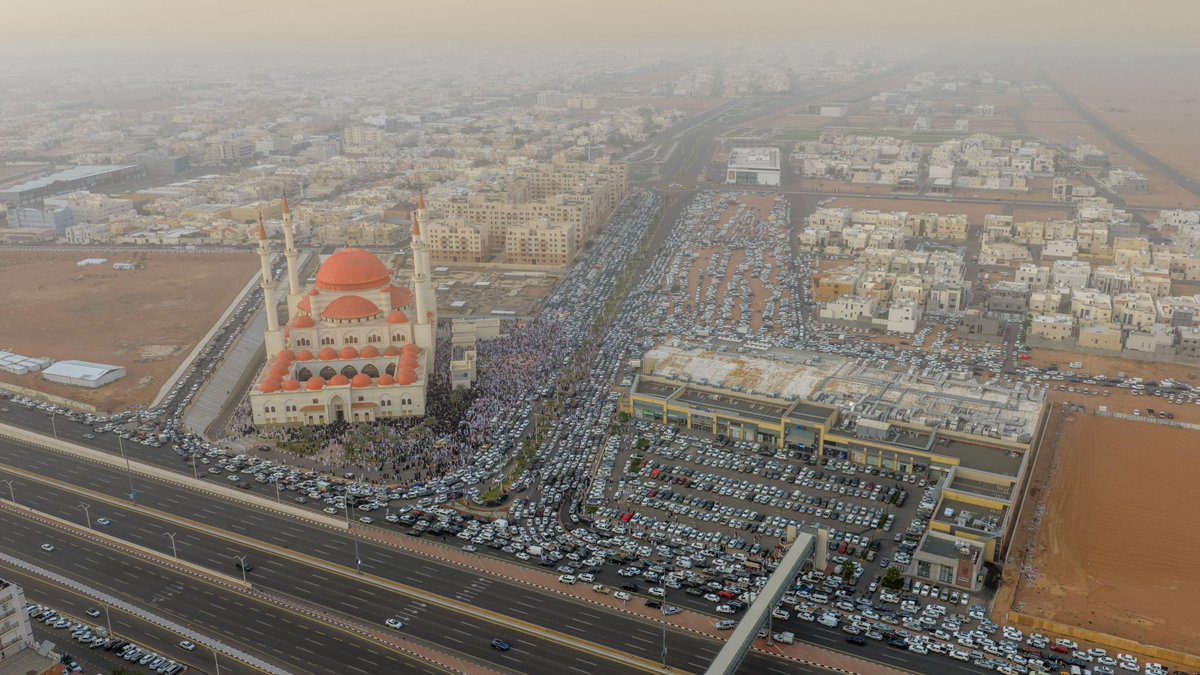 Insider Mix tweet media