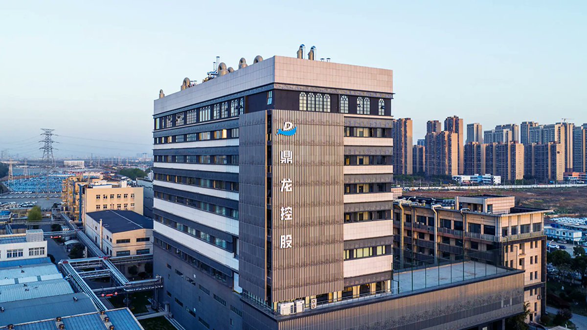 RecyclerMedia's tweet image. NEW POST Hubei Dinglong completes photoresist production facility - therecycler.com/posts/hubei-di…

#HubeiDinglong #Factory #Semiconductors #SupplyChain