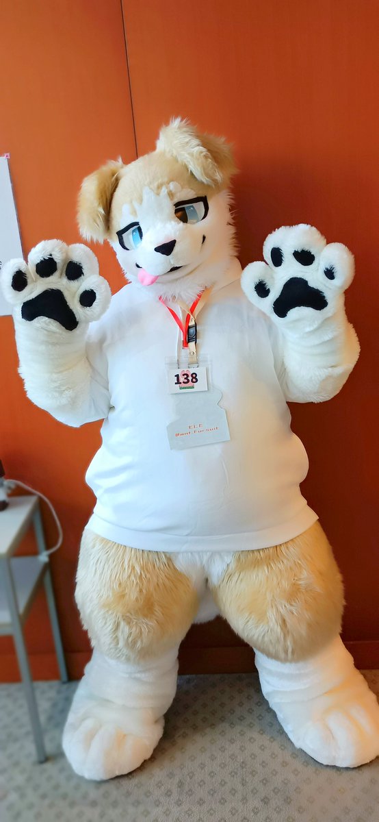 もにた tweet media