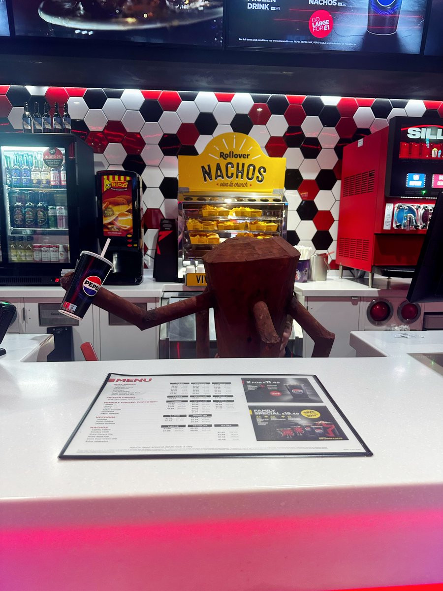 Cineworld tweet media