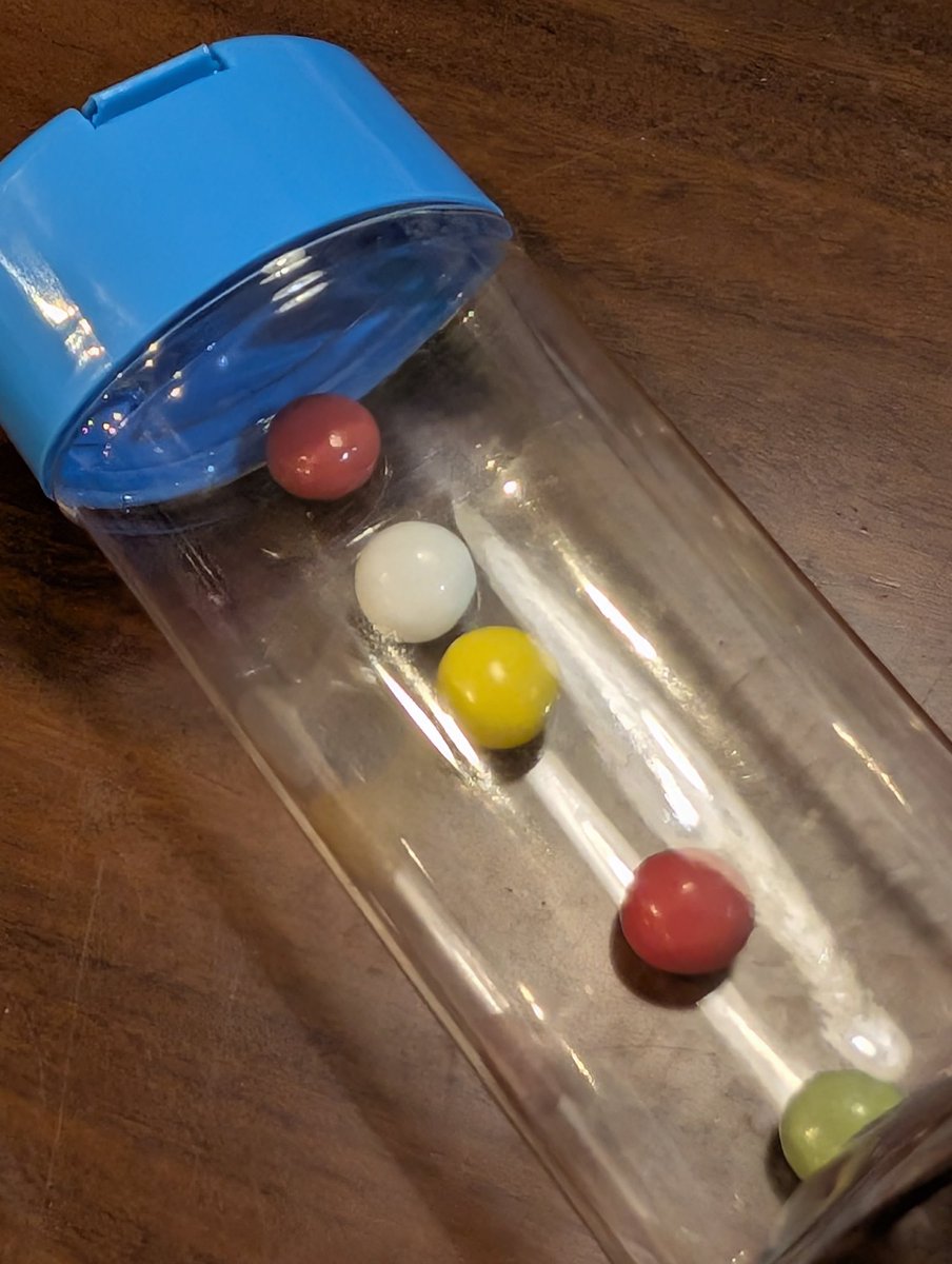 カナパン tweet media