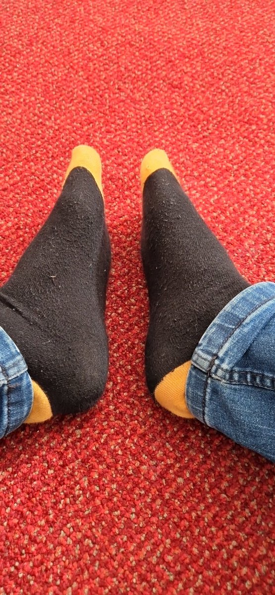 KING R - FindomUk tweet media