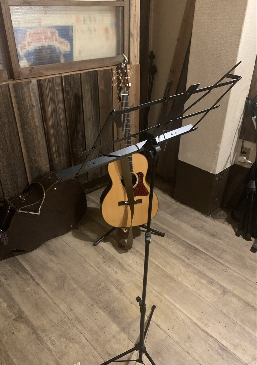 古書 らせん堂 tweet media