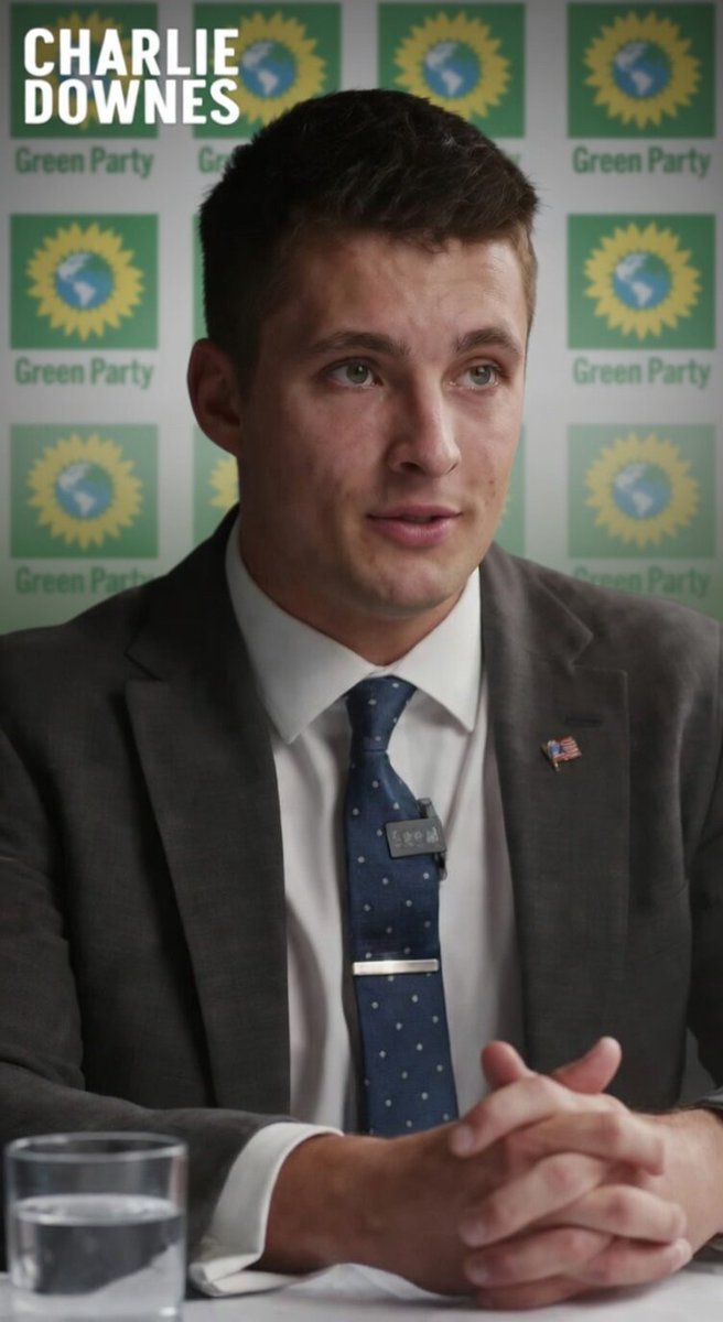 Far-Right-Floozy tweet media