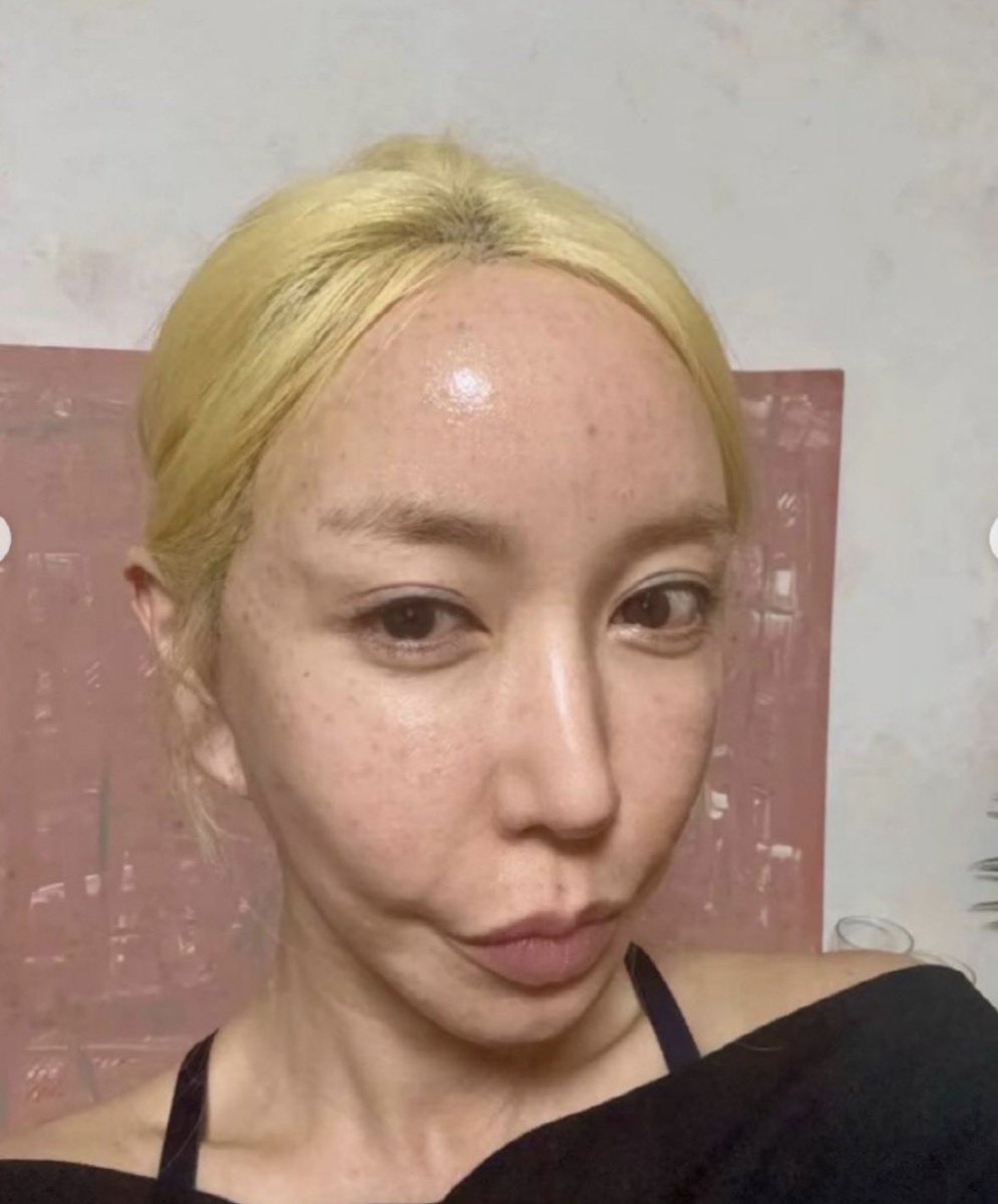 이지킬 tweet media