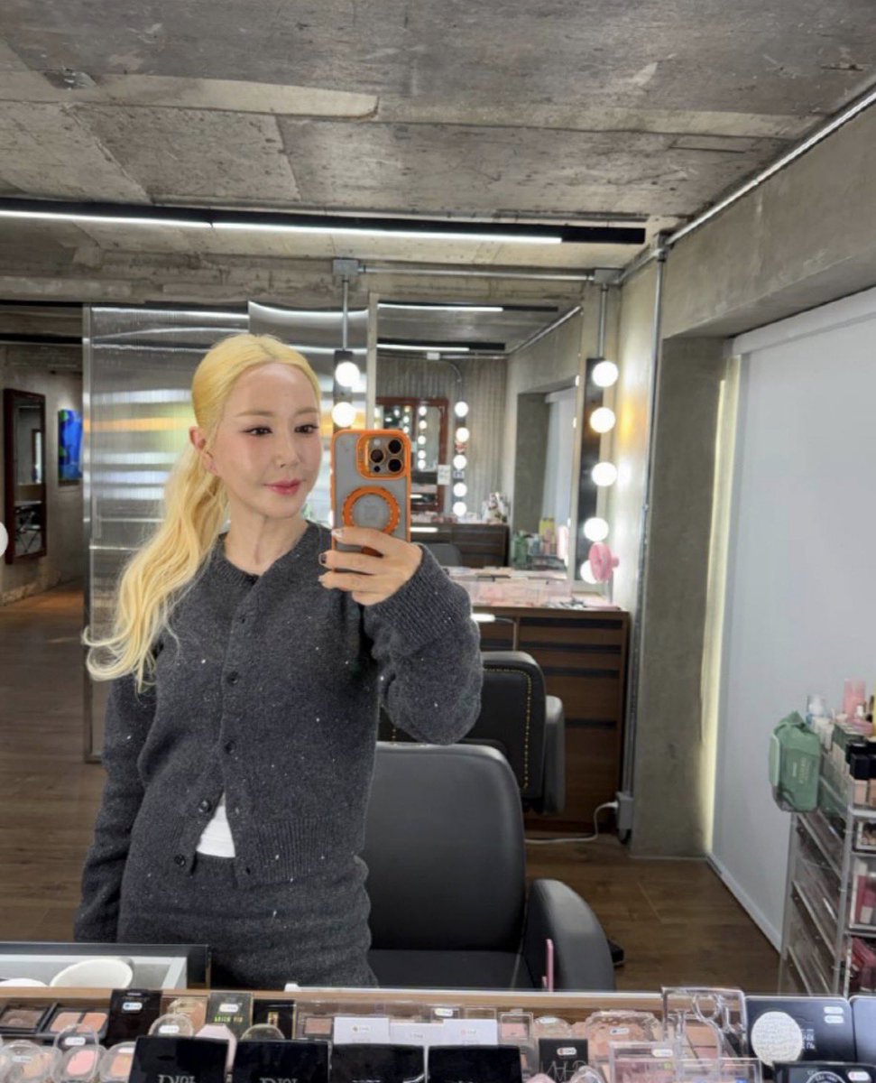 이지킬 tweet media