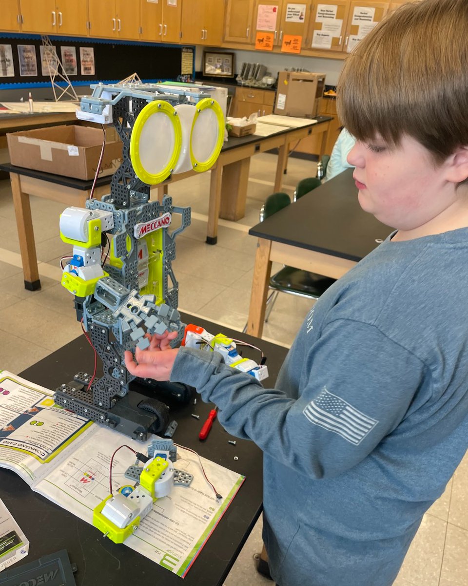 Colonial Intermediate Unit 20 tweet media