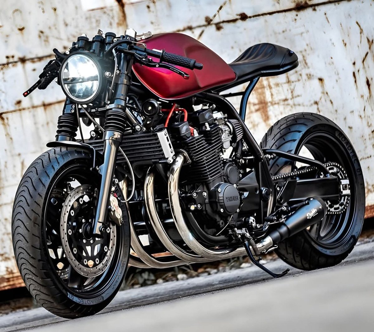 RoXie 🐱💄 tweet media