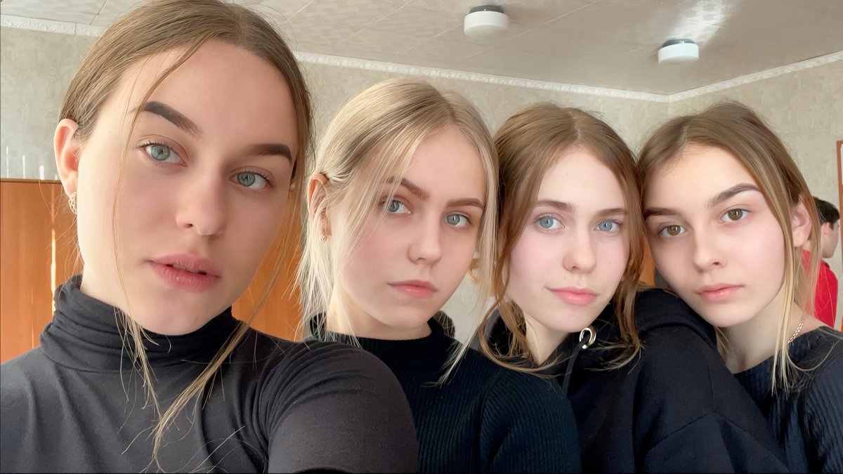 แด
แดแดสสแด-๐ tweet media