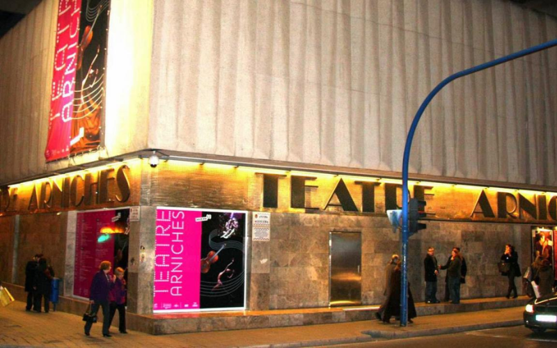 quefas_es's tweet photo. El PGU sigue con su distopía... siguiente propuesta "clonar" la parte comercial de la ciudad ¿Te imaginas un Maisonnave 2 en la Avenida Aguilera?

https://t.co/GGvGgwBZPy https://t.co/f5mVEqOL1e