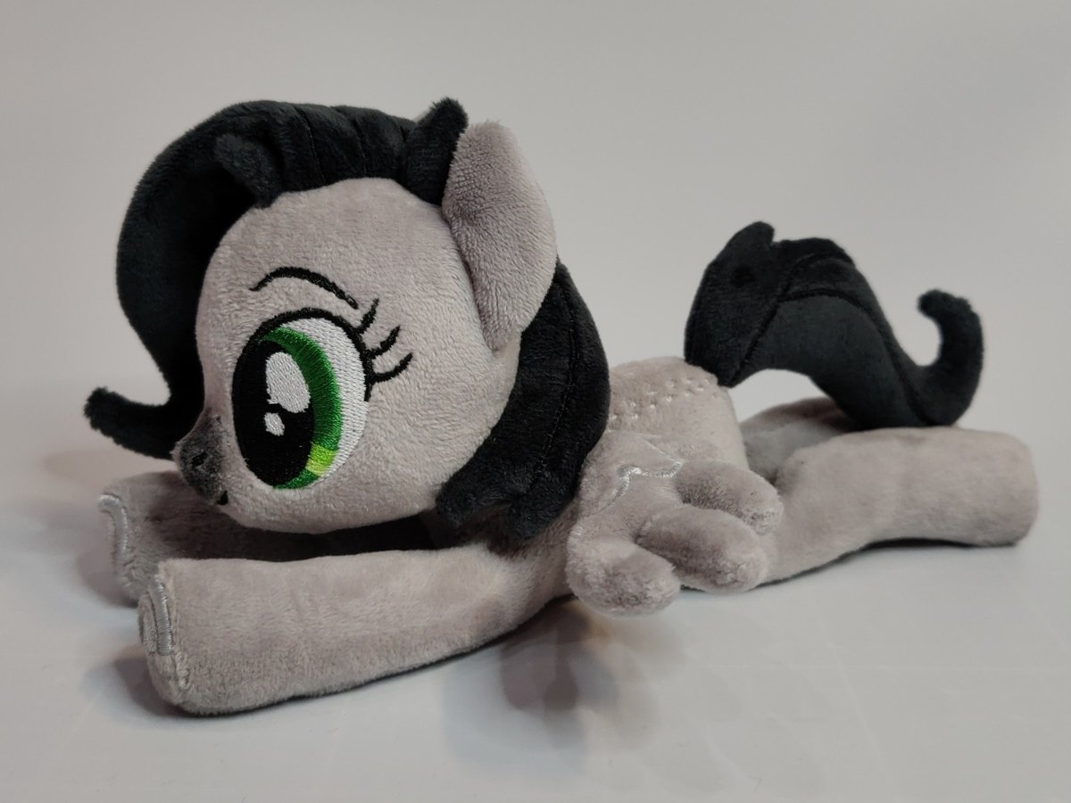 CleverS Plush tweet media