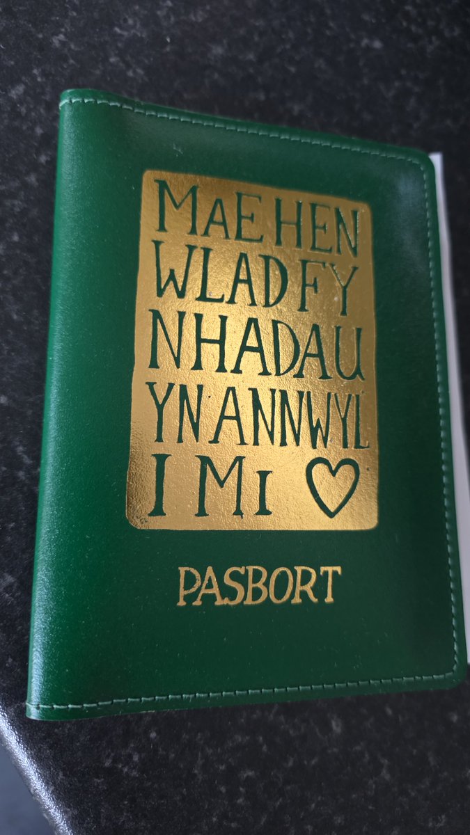 𝔻𝕖𝕚𝕟𝕚𝕠𝕝 𝕒𝕓 𝔸𝕝𝕦𝕟 🏴== tweet media