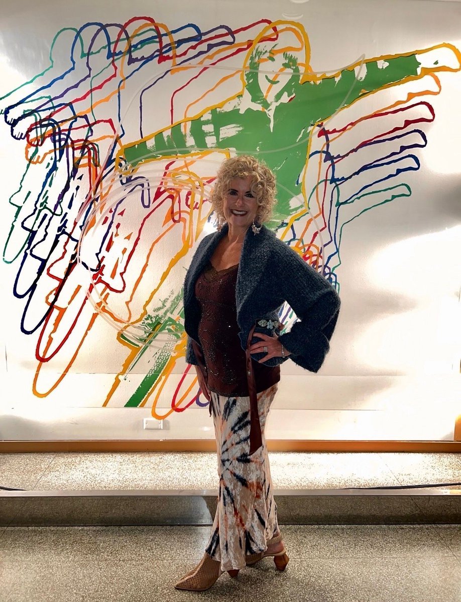 The Happy Medium®️ Jodi Livon tweet media