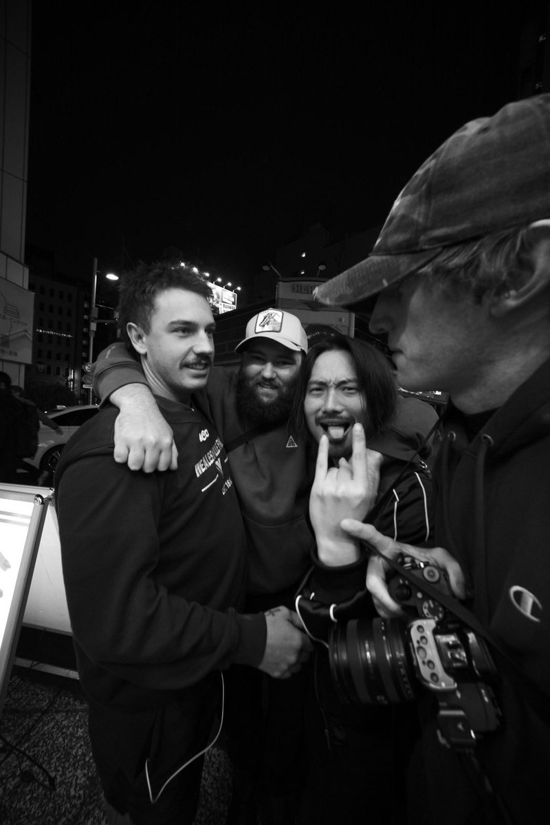 EXS(エクス) tweet media