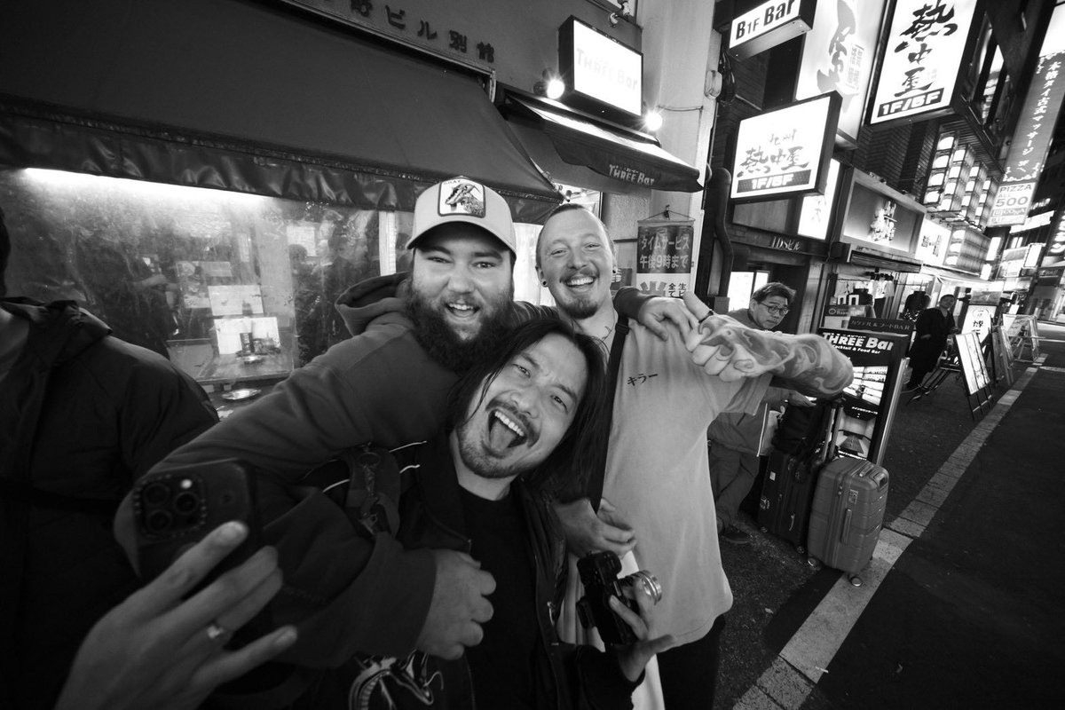 EXS(エクス) tweet media