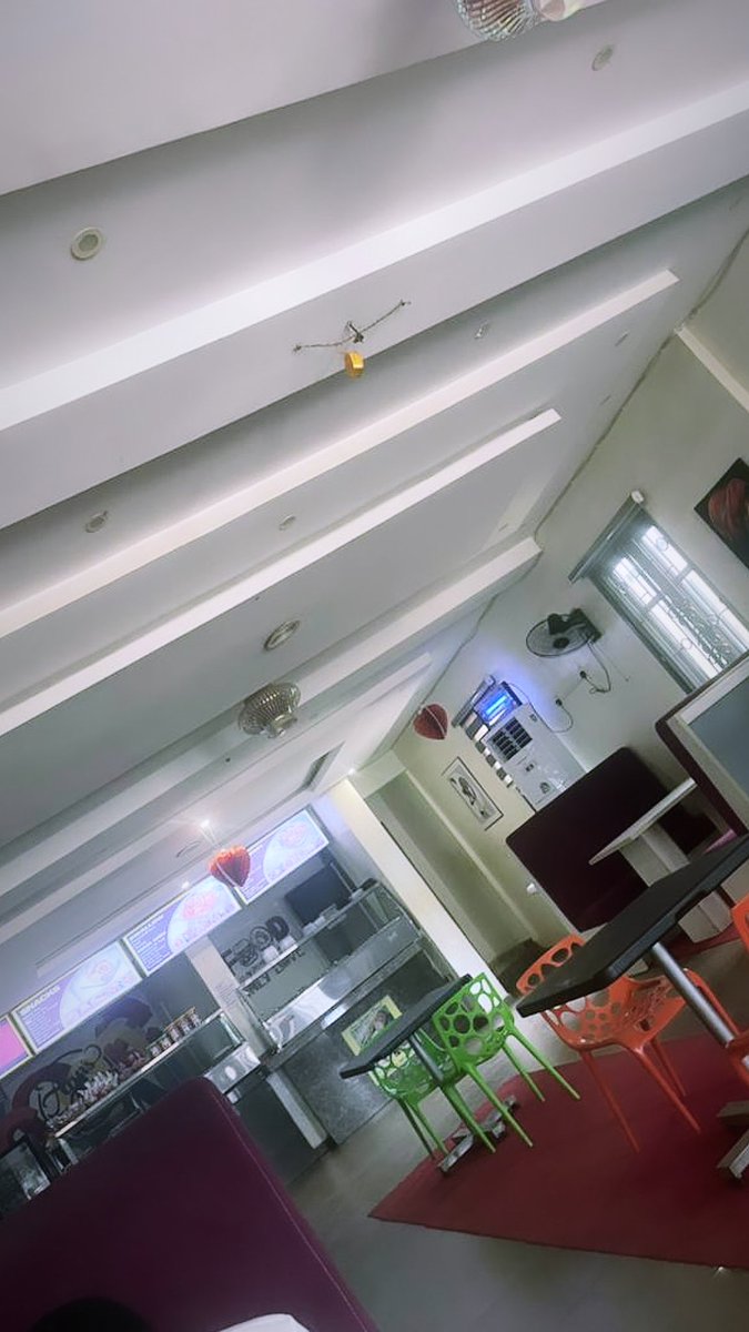 Emman🦇 tweet media