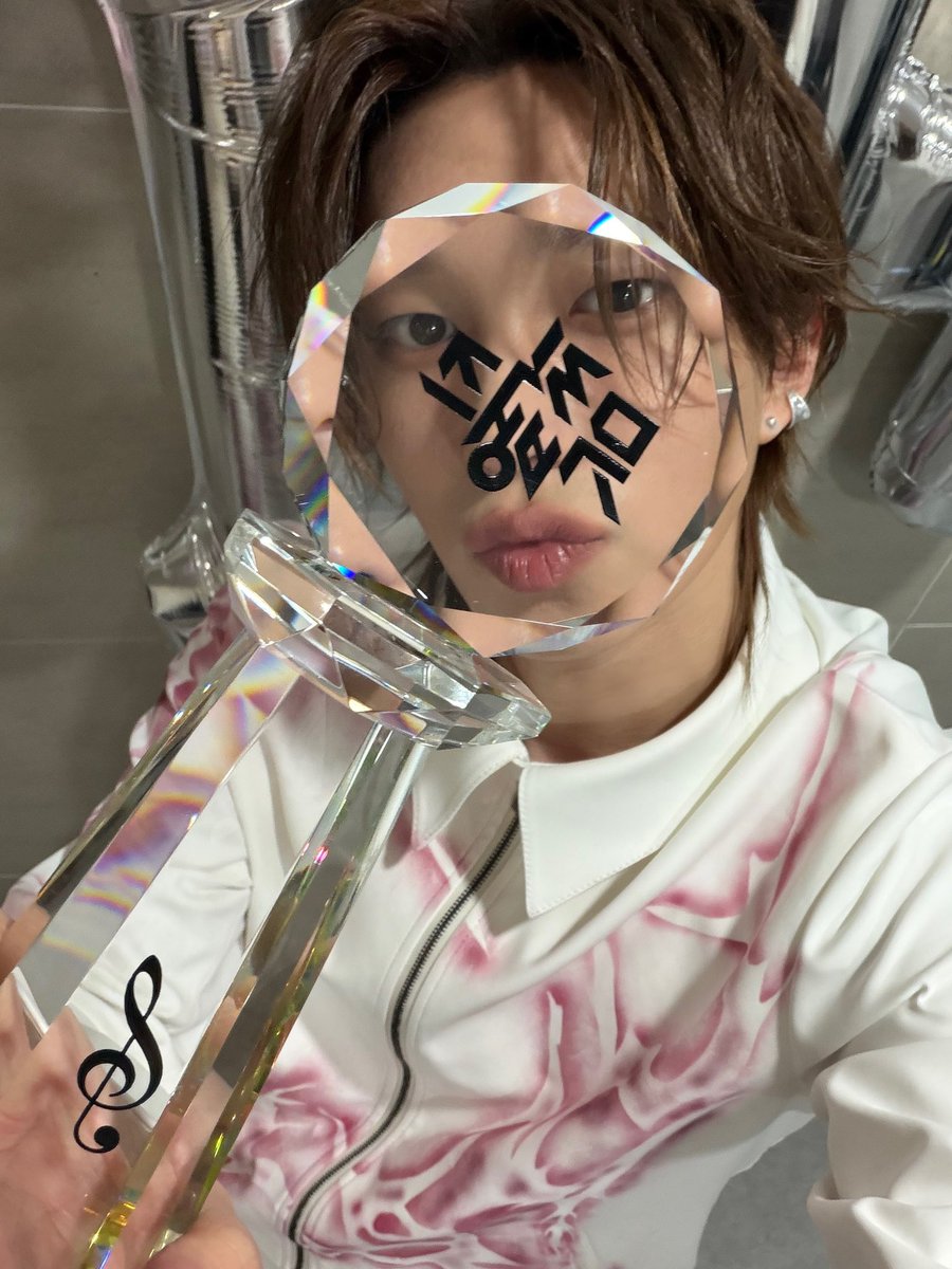 P1Harmony tweet media