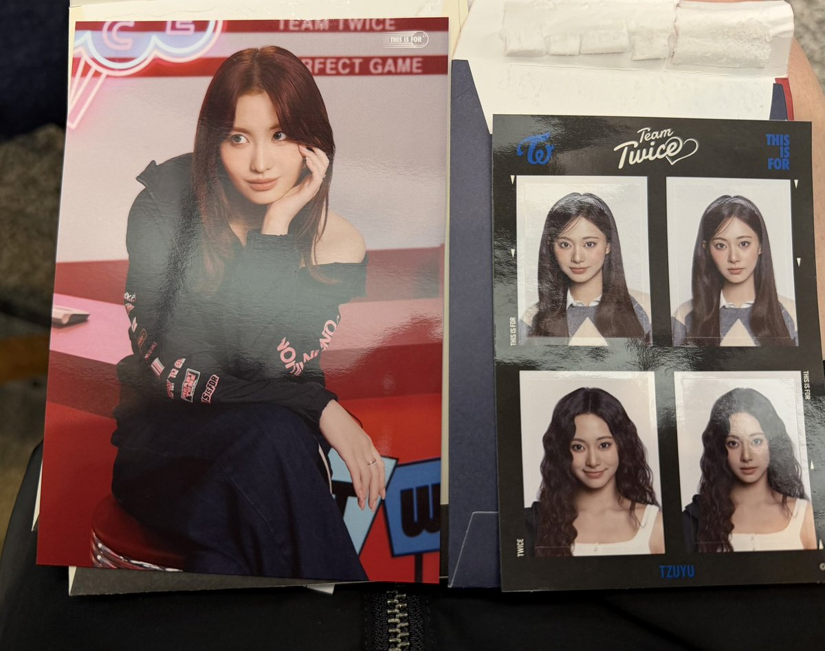 TWICE THIS IS FOR ラントレ 証明写真 交換

求)ジヒョちゃん
譲)モモ、ツウィ

ラントレは制服ビジュアル、アップで4/28 国立競技場にて交換できる方お願いいたします🙇🏻‍♀️