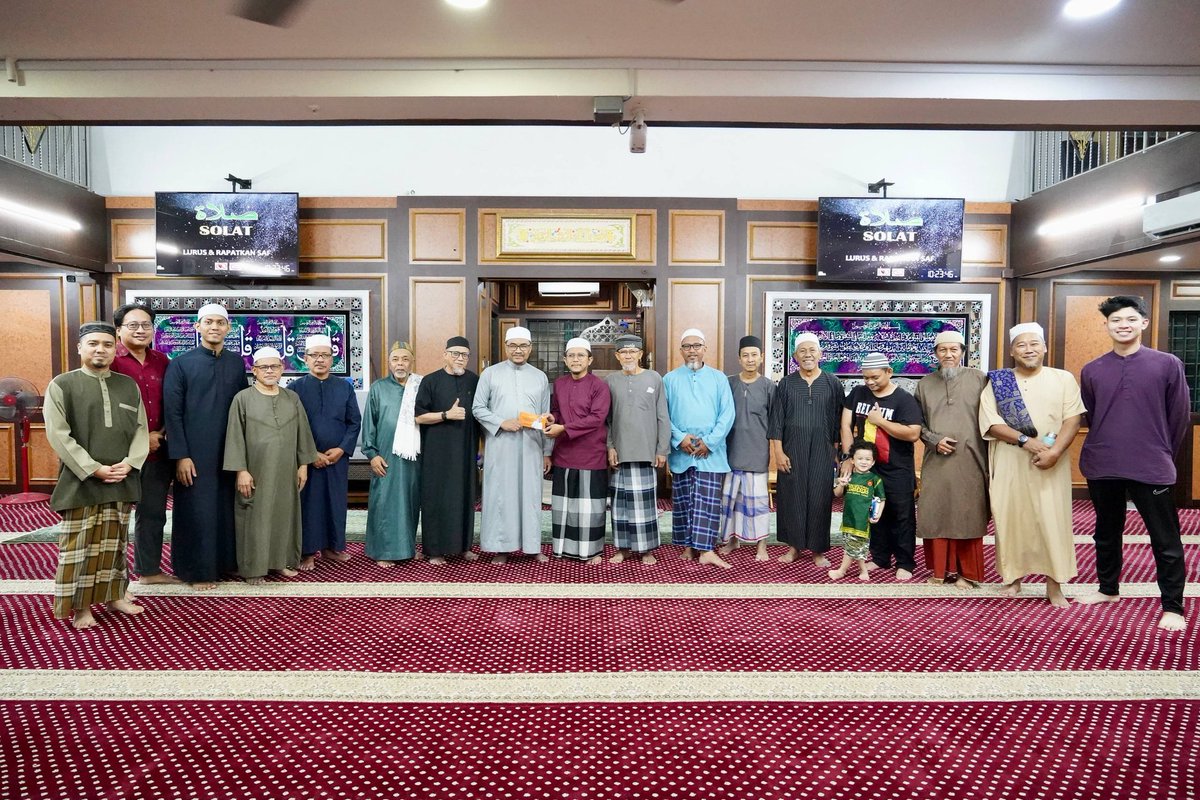 Azli Yusof tweet media