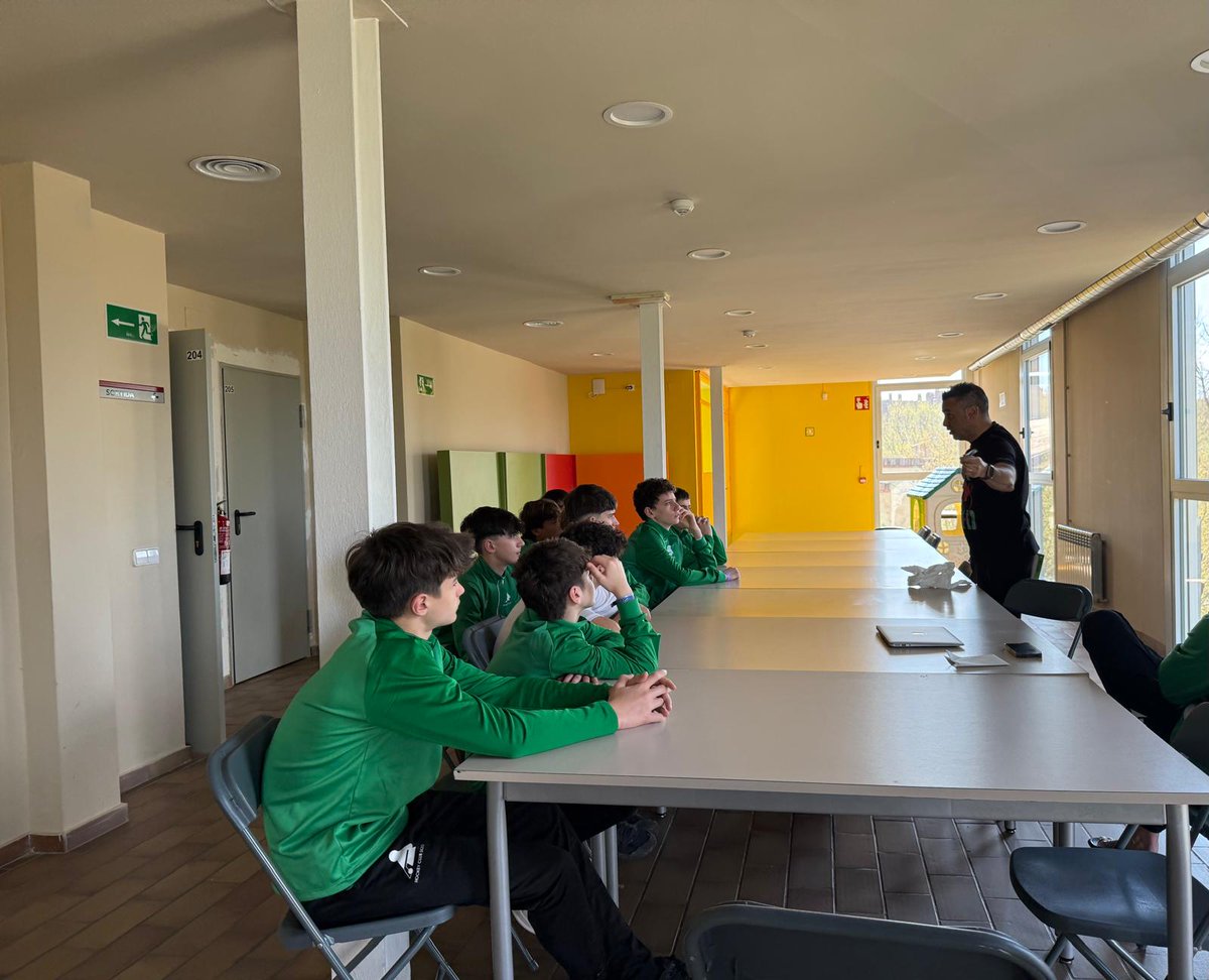 Hockey Club Liceo - Base 🥬 tweet media