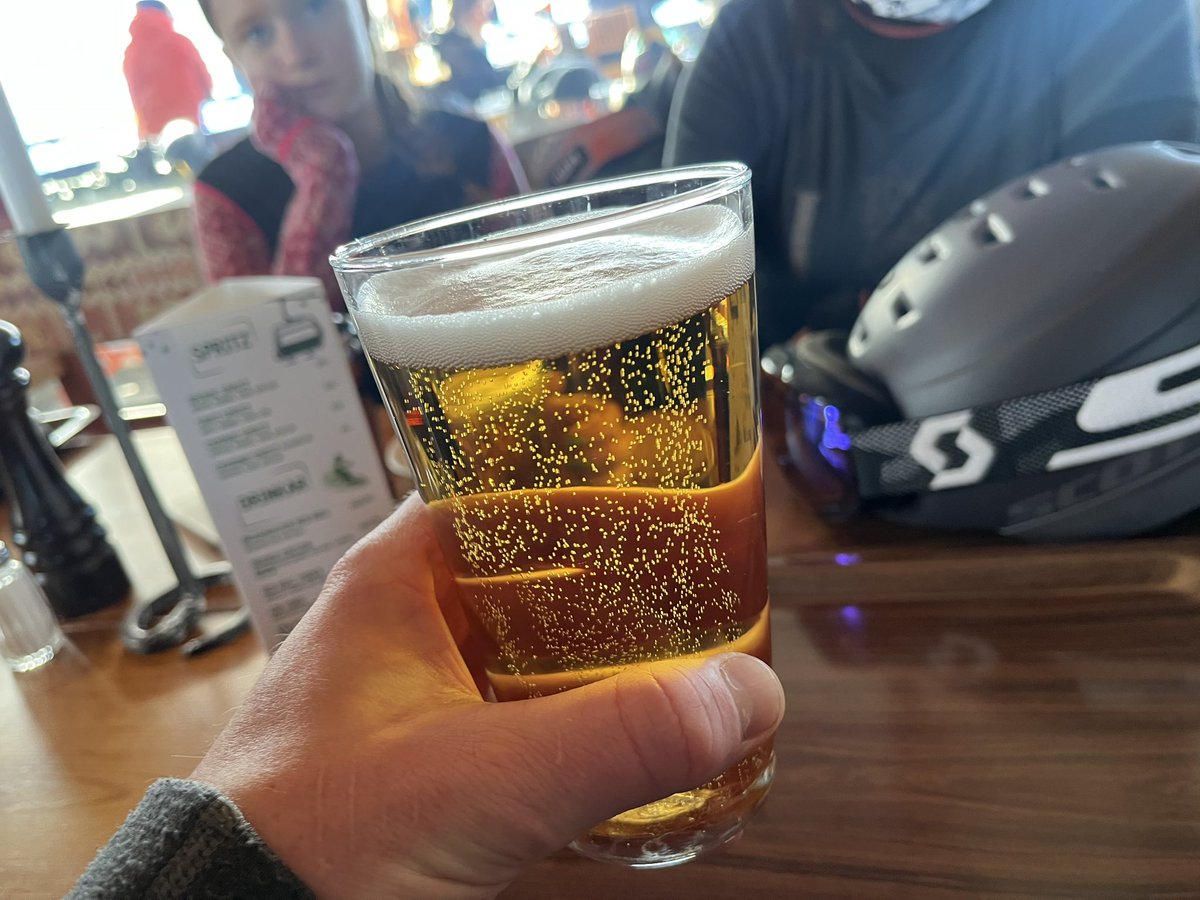 Gustav Hjorth tweet media