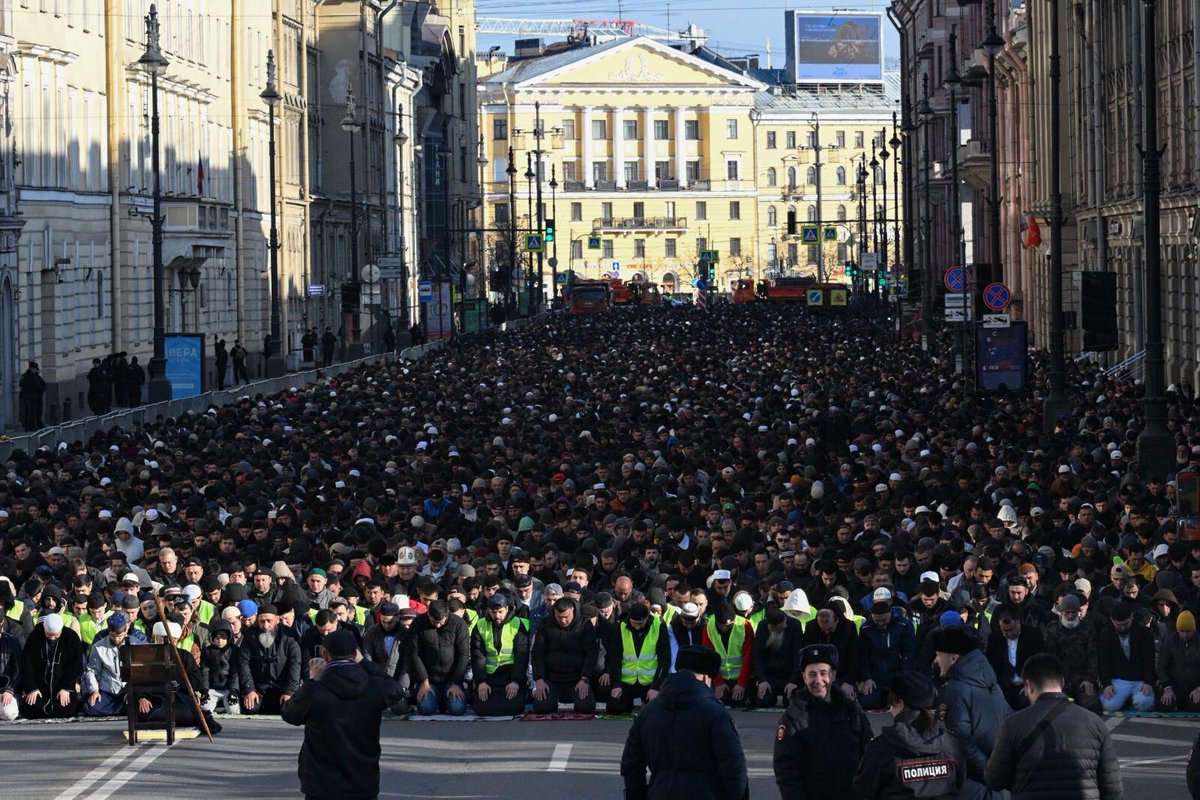 Thousands of Muslims performed the Eid prayer in Russia.