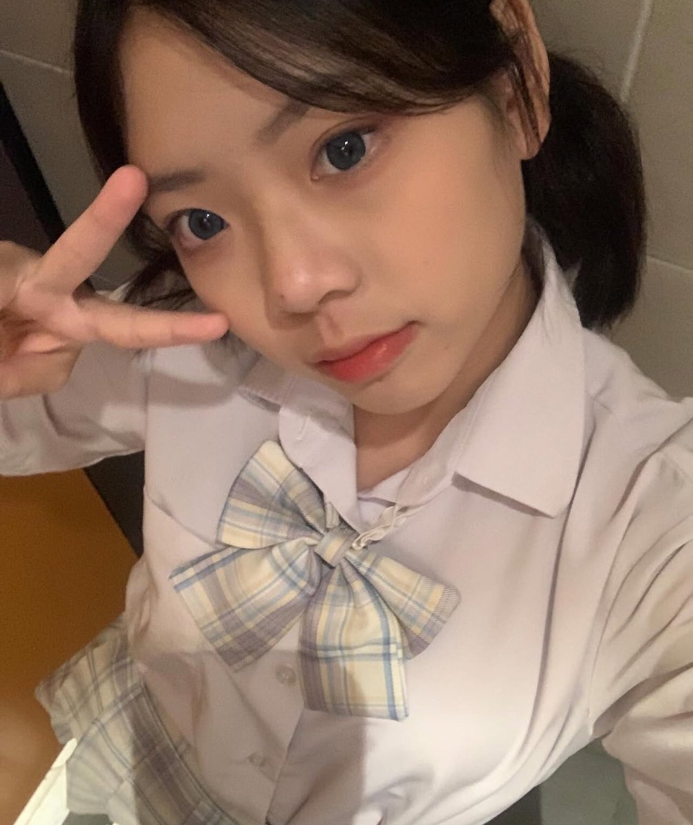 一只面包猫（要天天开心呀） tweet media