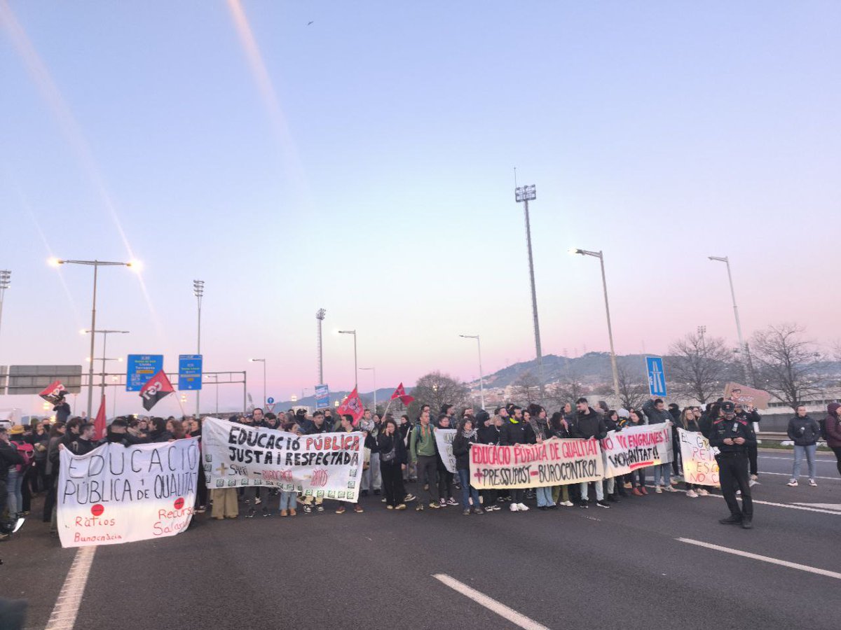 Contracorrent Catalunya #OrganitzarLaRàbia tweet media