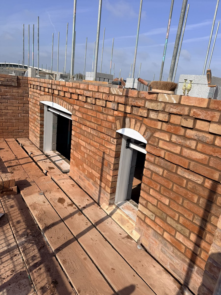 THE BILTON BULLET tweet media