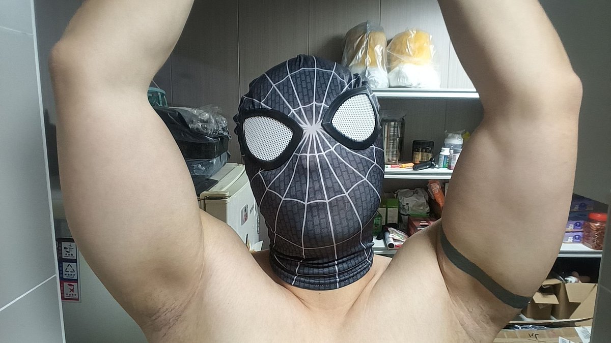 藏 蓝 君 tweet media