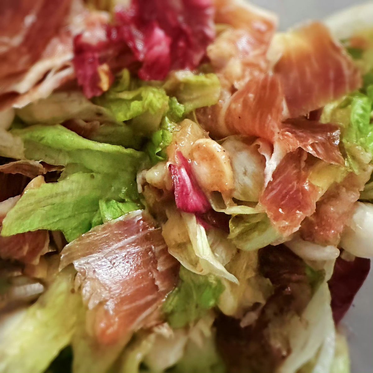 Joe Santiago tweet media