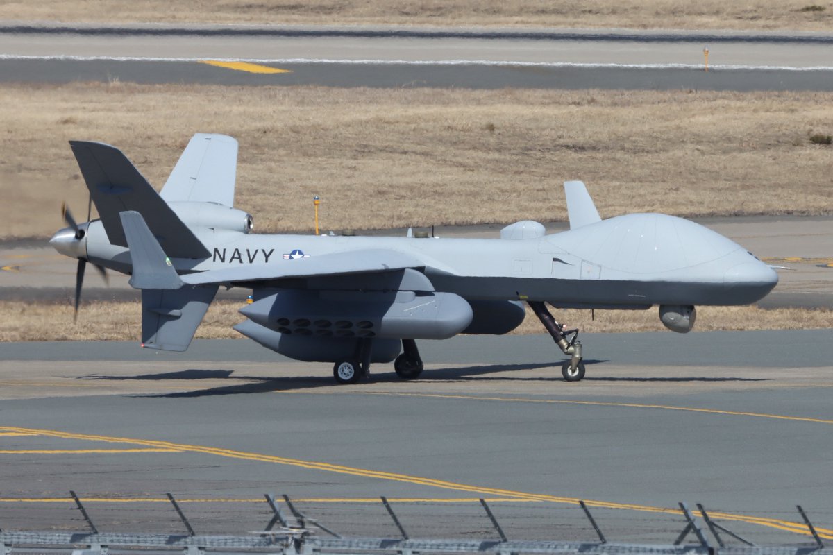 battletank2010's tweet photo. 2026.3.20 RJSM
MQ-9が三沢初フライト
ソノブイポッドを両脇に抱えて離陸 https://t.co/wKAmKWXzTi