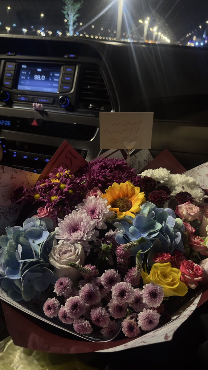 Mr45_0's tweet photo. هُنئت بالعيد سعيدًا ، وهُنئت بِك حبيبًا 
للأعوامِ والسنين ❤️. https://t.co/GTIBJFcXjP