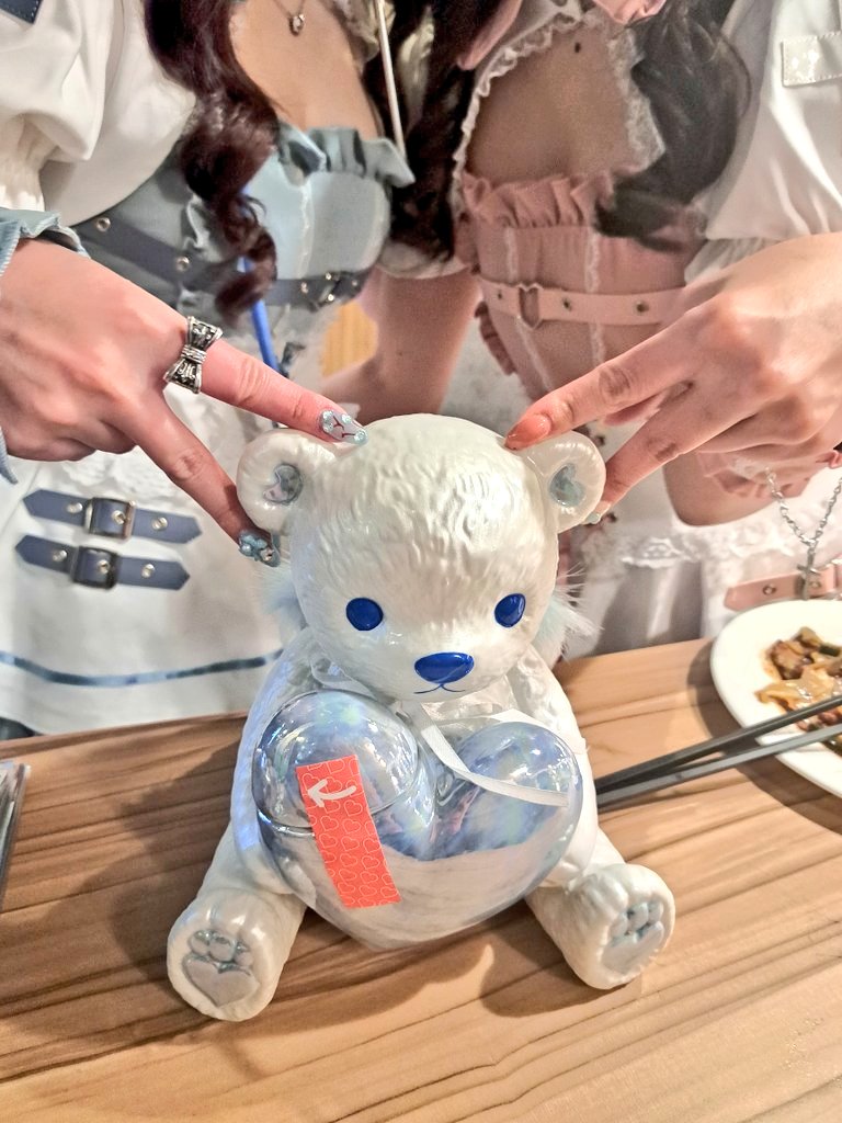 K.19日🐜×100 tweet media