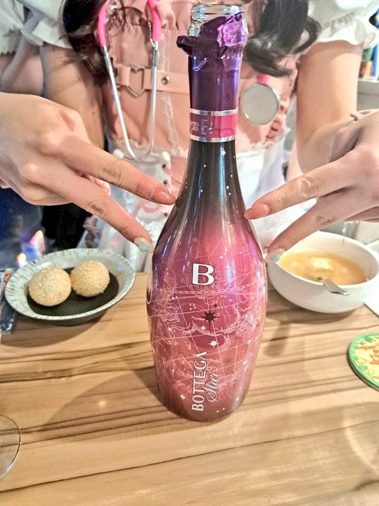 K.19日🐜×100 tweet media