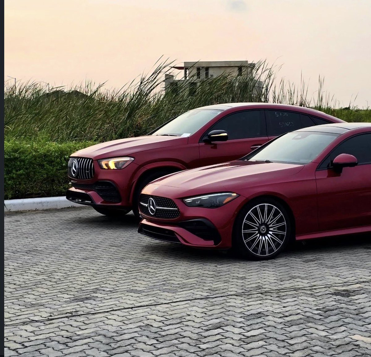 YL_IN_LAGOS tweet media