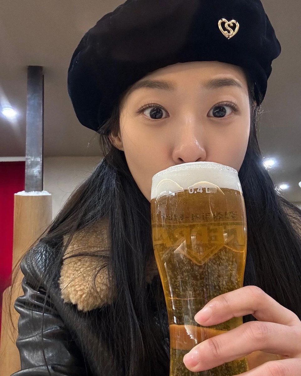 Seolhyun tweet media