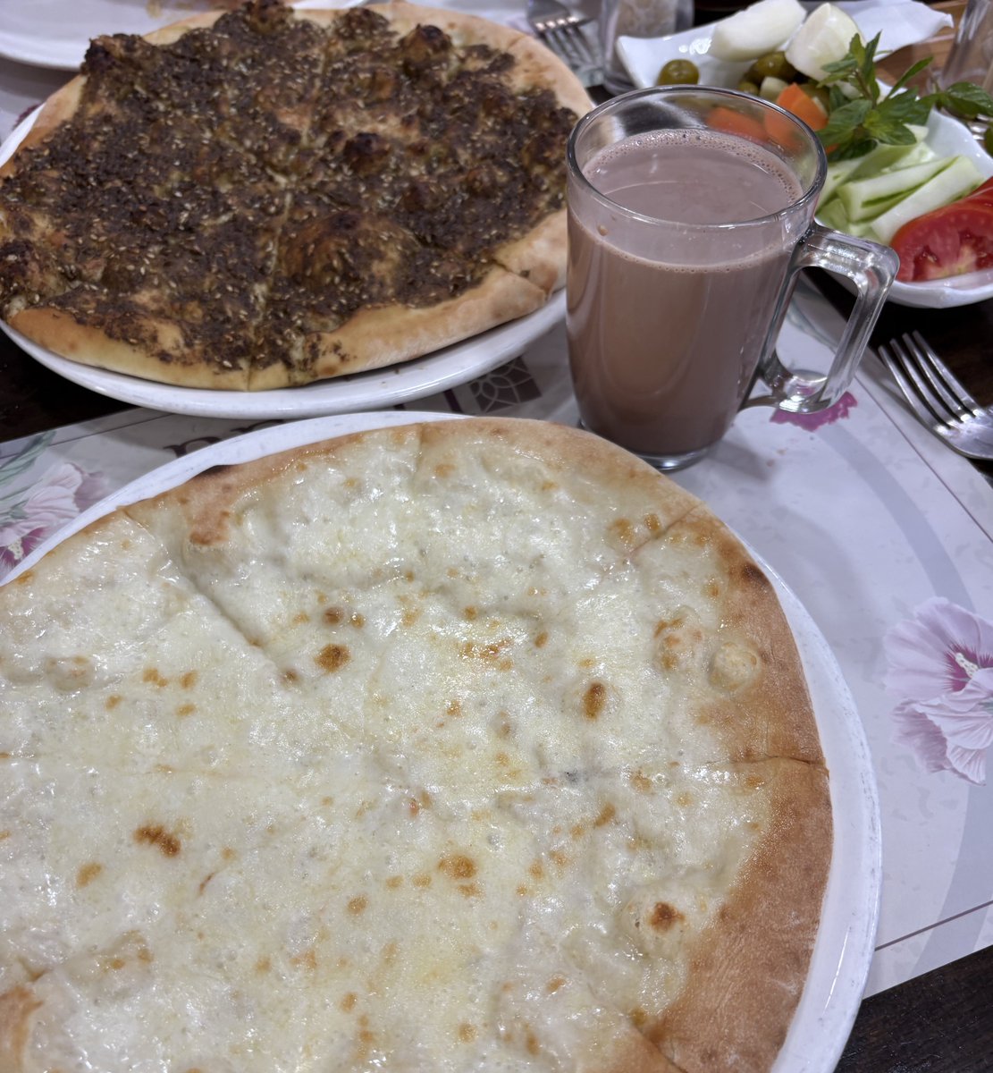 June ꩜ tweet media