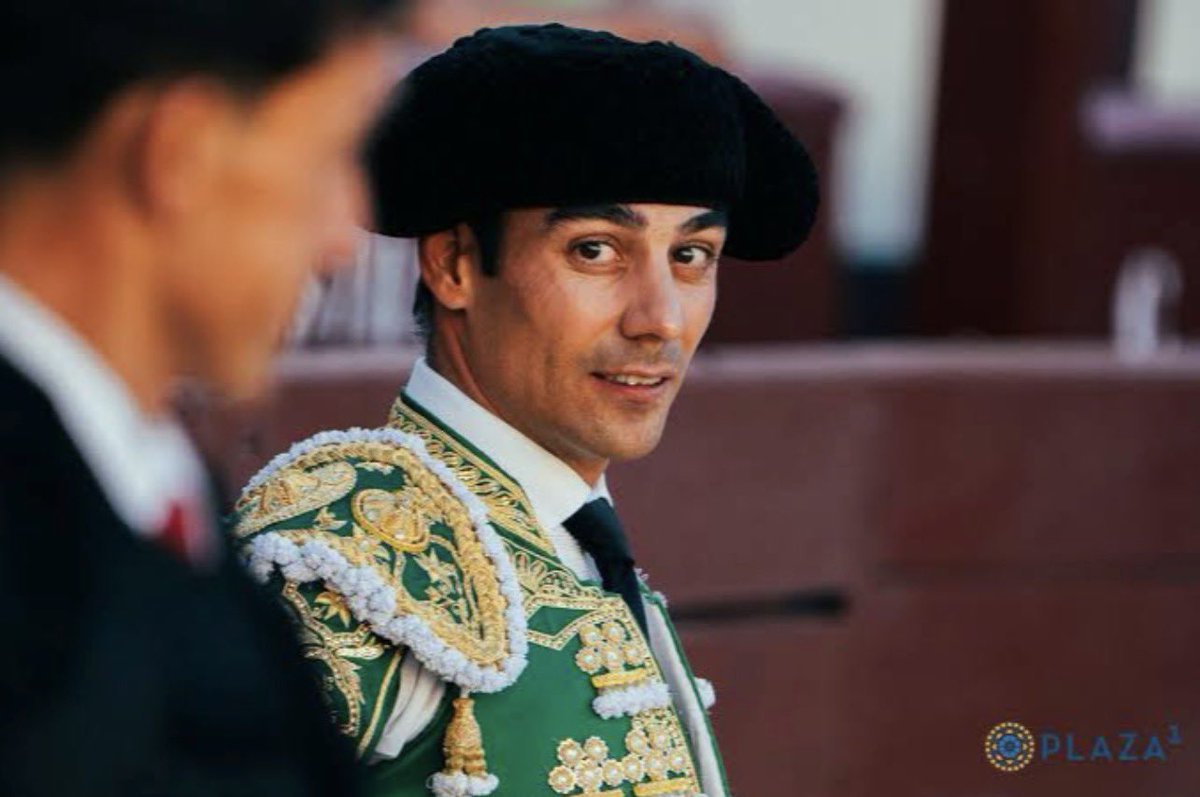 𝑰𝒗𝒂́𝒏 𝑪𝒐𝒍𝒐𝒎𝒆𝒓 tweet media