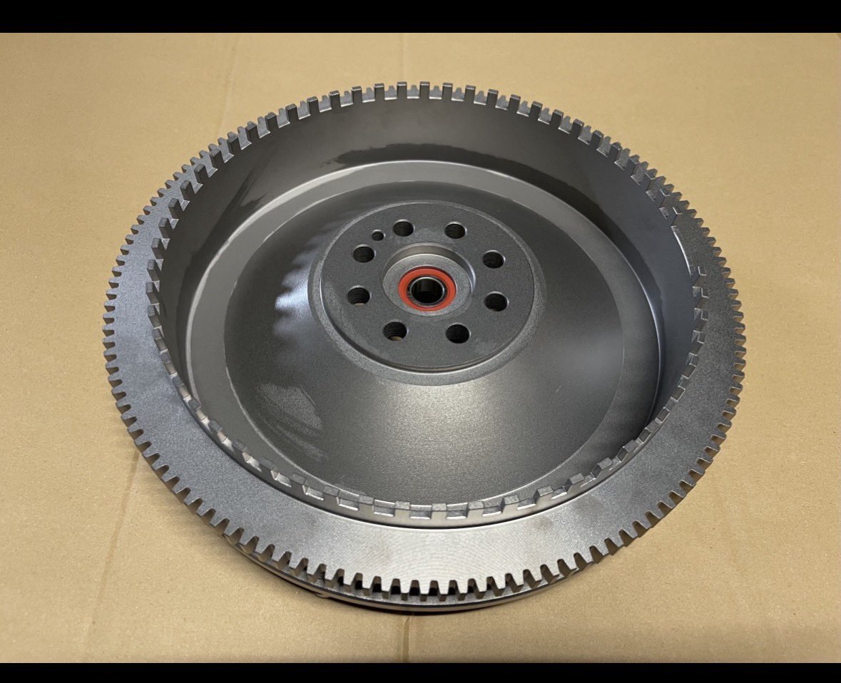 Underground_R7's tweet photo. 996.987.997の3.6 カレラ、ケイマンボクスター用になります！
上記軽量フライホイール
100,000円！！
製作元はいいとこです🫡
クロモリ製
パイロットベアリング、取り付けボルト付き！
997カレラS4Sは形状が違う為取り付け不可です🙇‍♂️

純正互換にいかがですか！！
お問い合わせお待ちしてます🫡
#underground