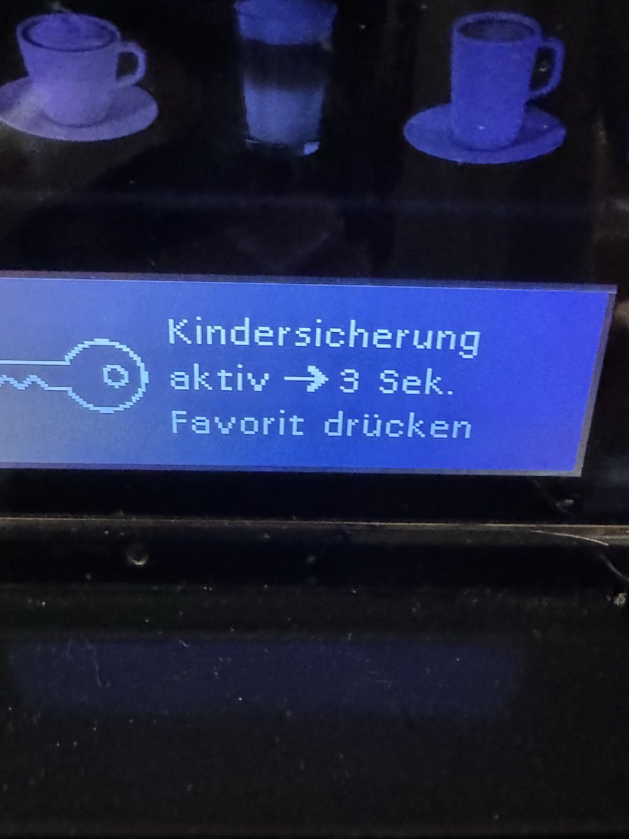 Geht's noch !? 🧐 🇩🇪🦁🦁🦁🦁 tweet media