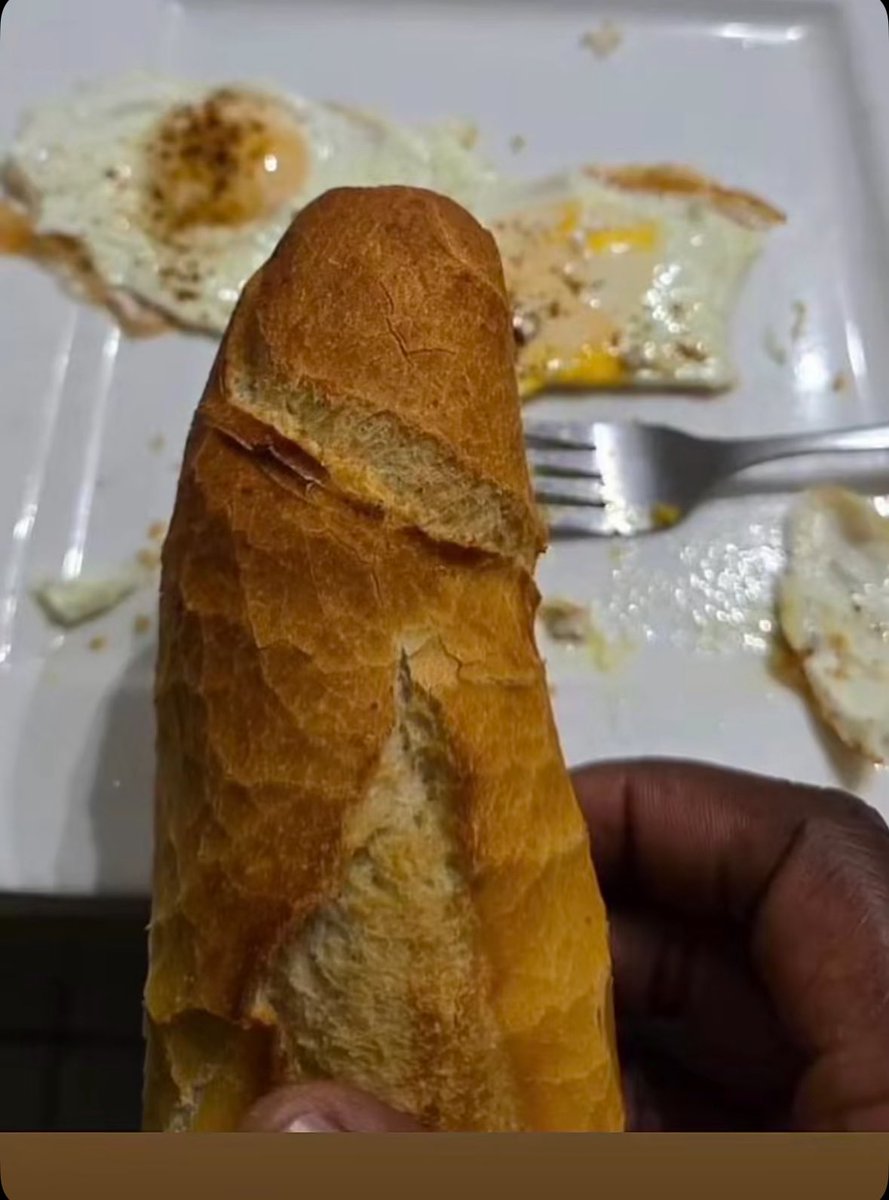 Name can’t be empty tweet media