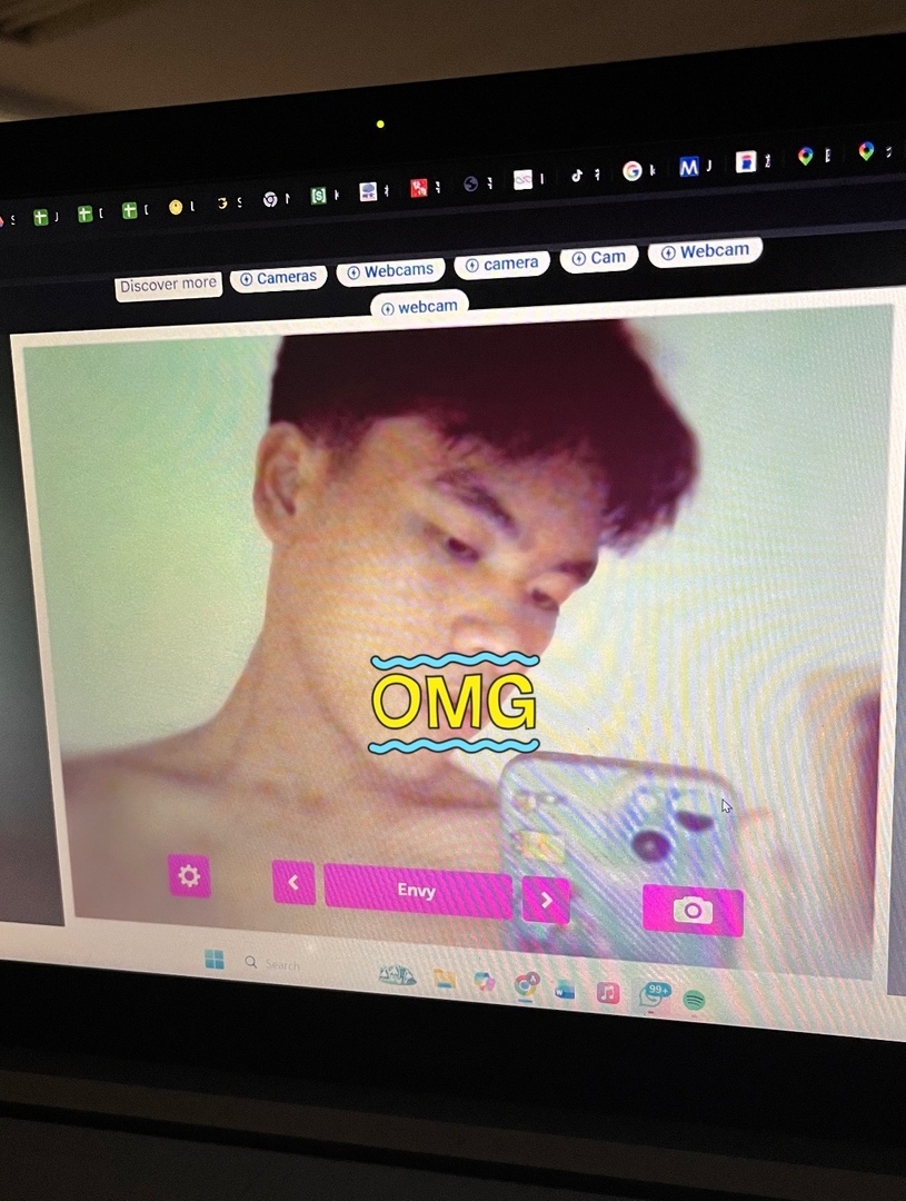 BUKAN BASE RATED tweet media