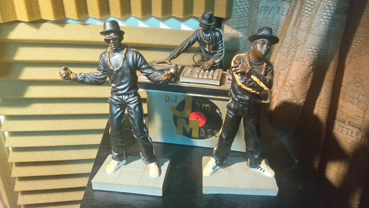 RHYTHMBOXER tweet media