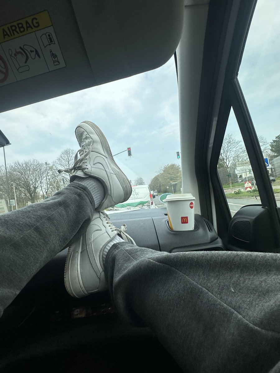 Balkan_boss tweet media