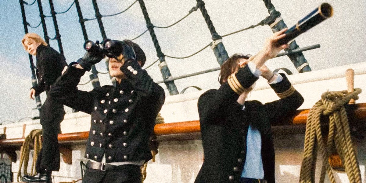 Bridgerton Edits 🐝 tweet media