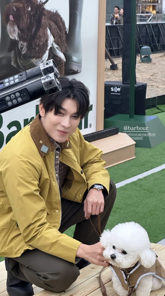 IGS: peamq Update 

พี่มิวและน้อน 🐶 น่ารักก

MEW AT BARBOUR ICONS

<a href="/MSuppasit/">mewsuppasit</a> <a href="/Barbour/">barbour</a> 
#MewSuppasit 
#BarbourxMew
#Barbour #BarbourTH #BarbourWayOfLife #PATLuxuryGroup