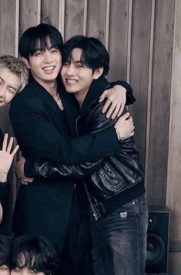 🌈💜💚KOOKVTAEKOOKBTSFOREVER𐤀 tweet media