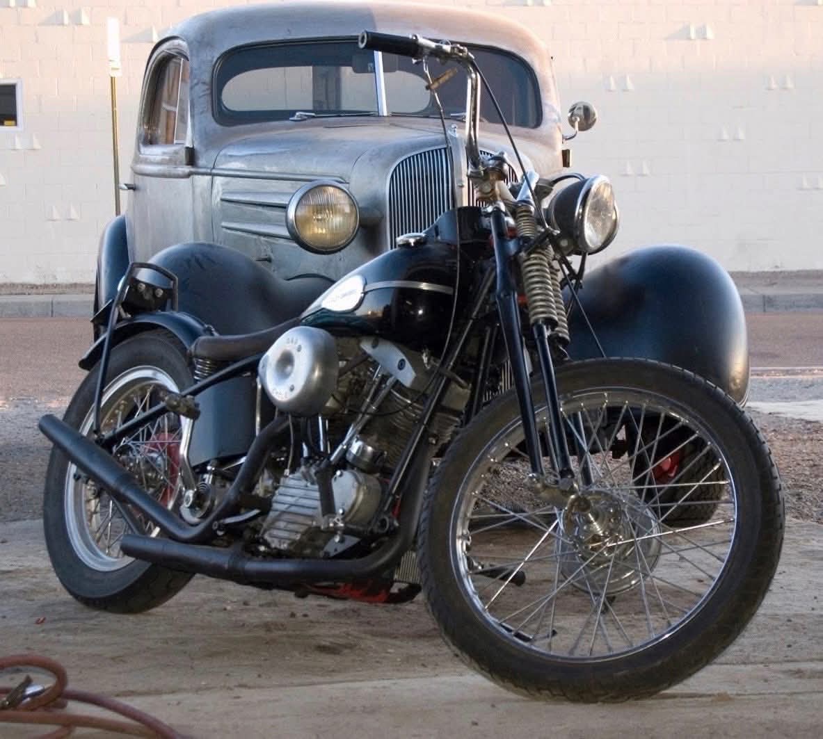 RoXie 🐱💄 tweet media